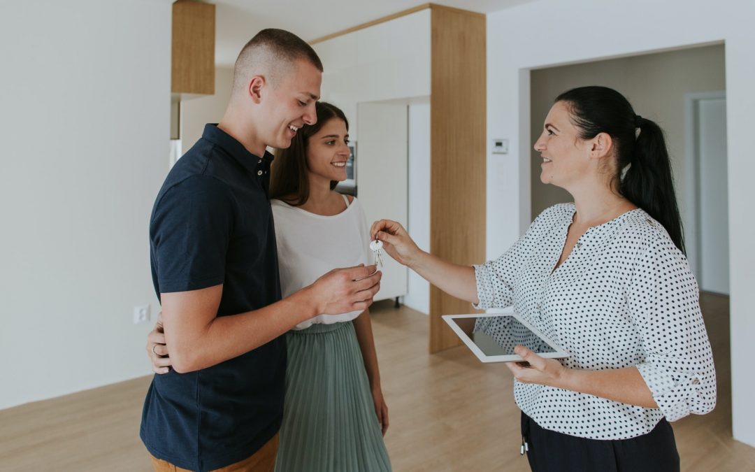 Cómo comprar o vender una casa durante el COVID-19